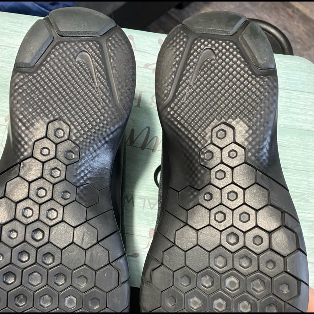 Nike running shoes Slightly worn
